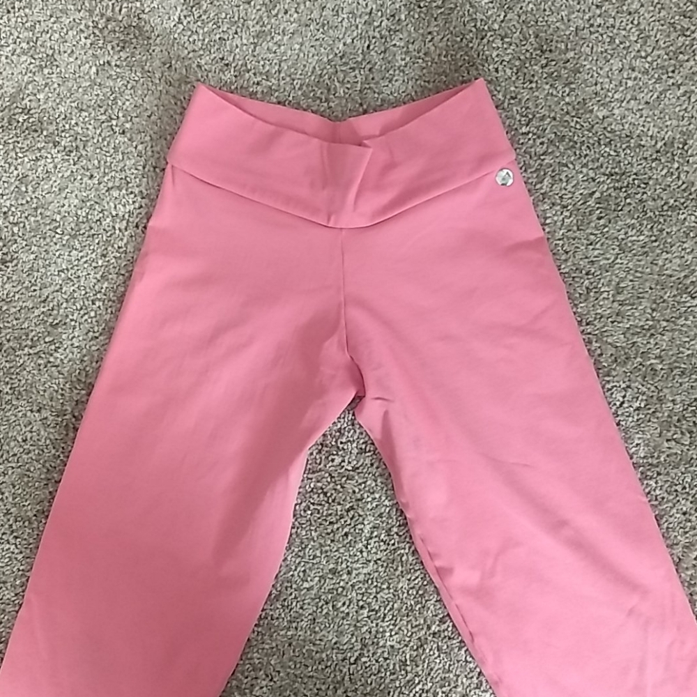 Pink leggings! Perfect for gym